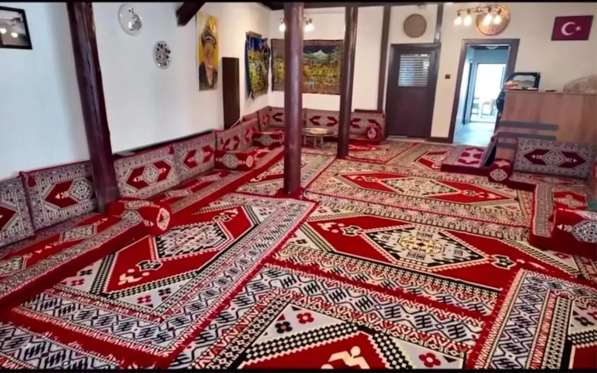 Kütahya'da Yüksek Kahve ve Dostlar Konağı Açılışı Coşkuyla Gerçekleşti