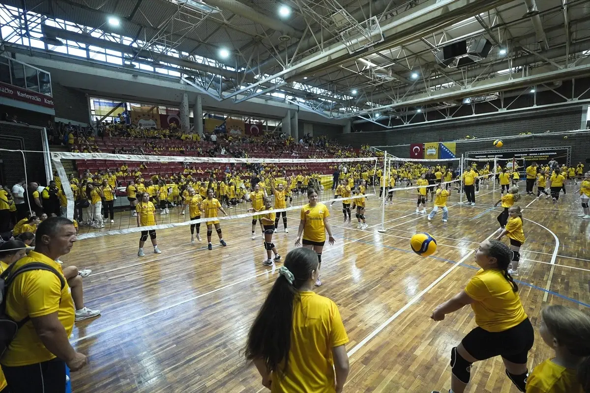 VakıfBank'tan Bosna Hersek'e Voleybol Desteği