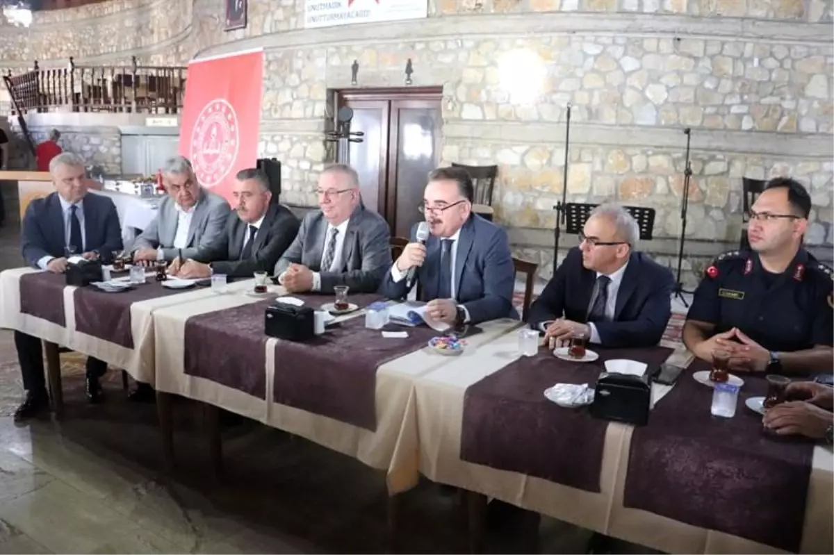 Edremit'te Okul Güvenliği Toplantısı