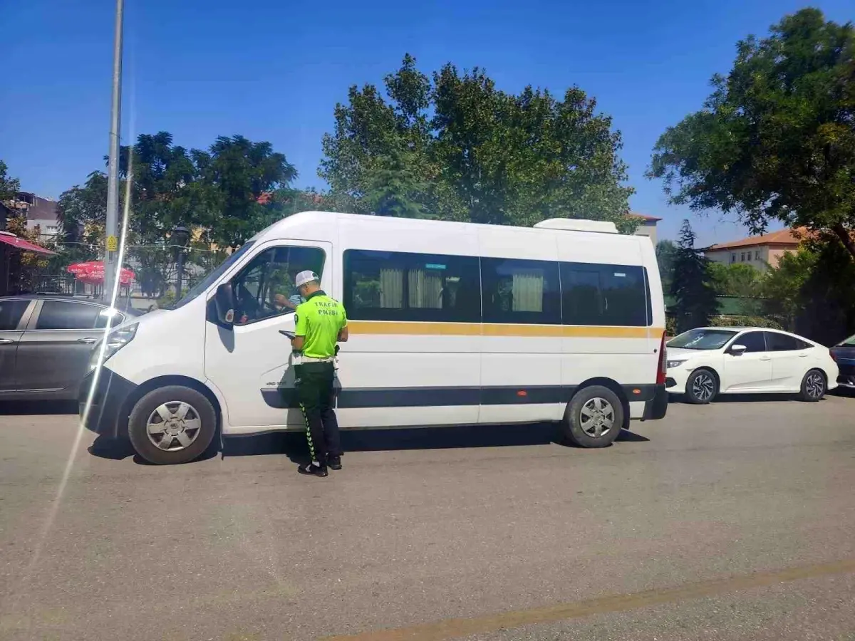 Manisa'da Okul Servislerine Sıkı Denetim