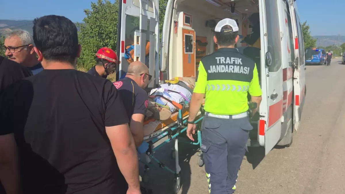 Bursa'da Kafa Kafaya Çarpışma: 4 Yaralı