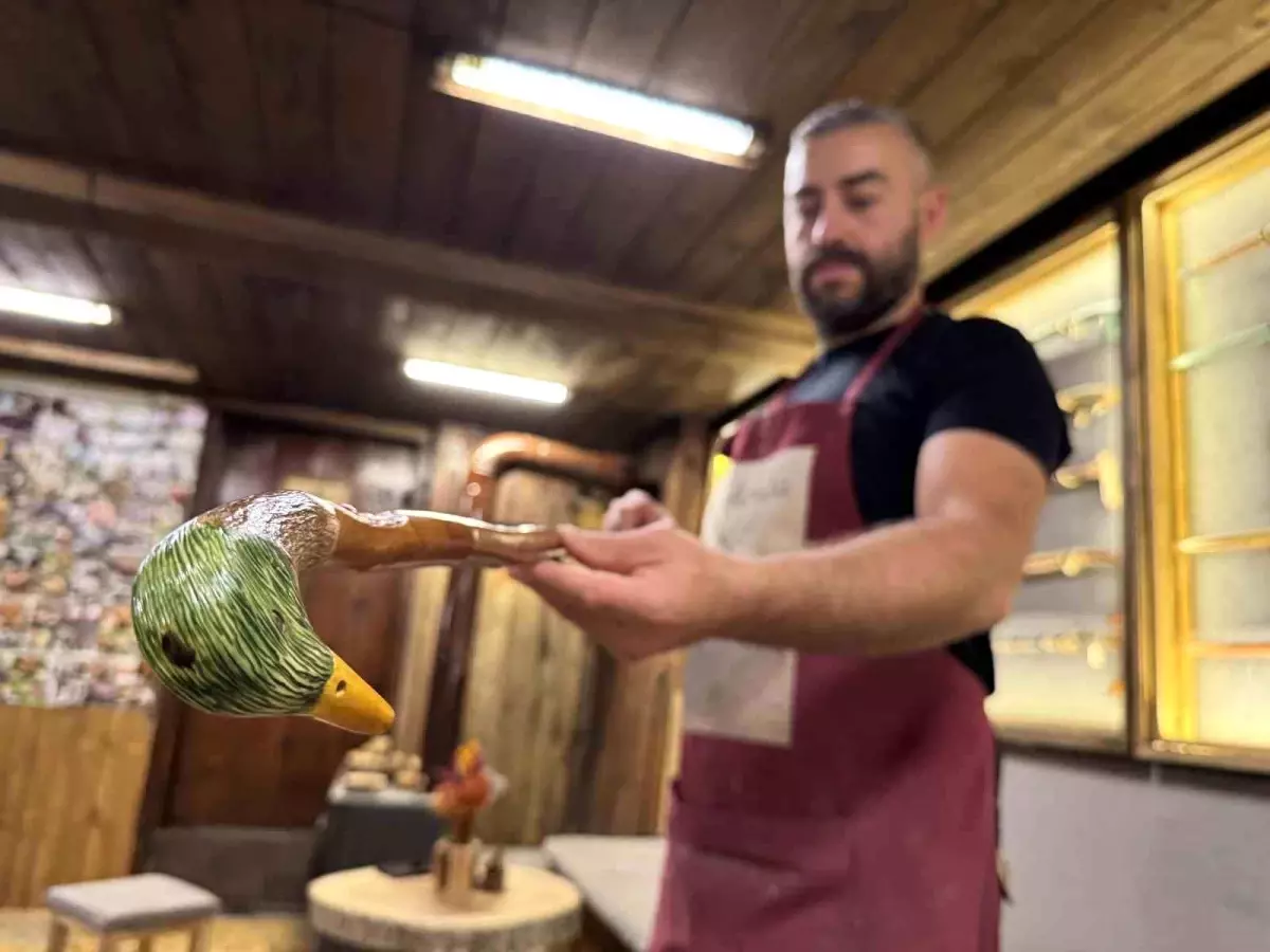 Bastonculuk Sanatını Yaşatıyor