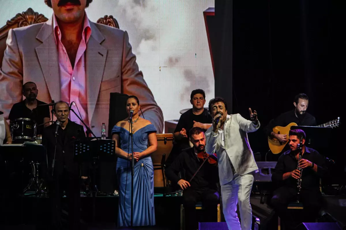 Ferdi Tayfur Sanat Merkezi Açıldı