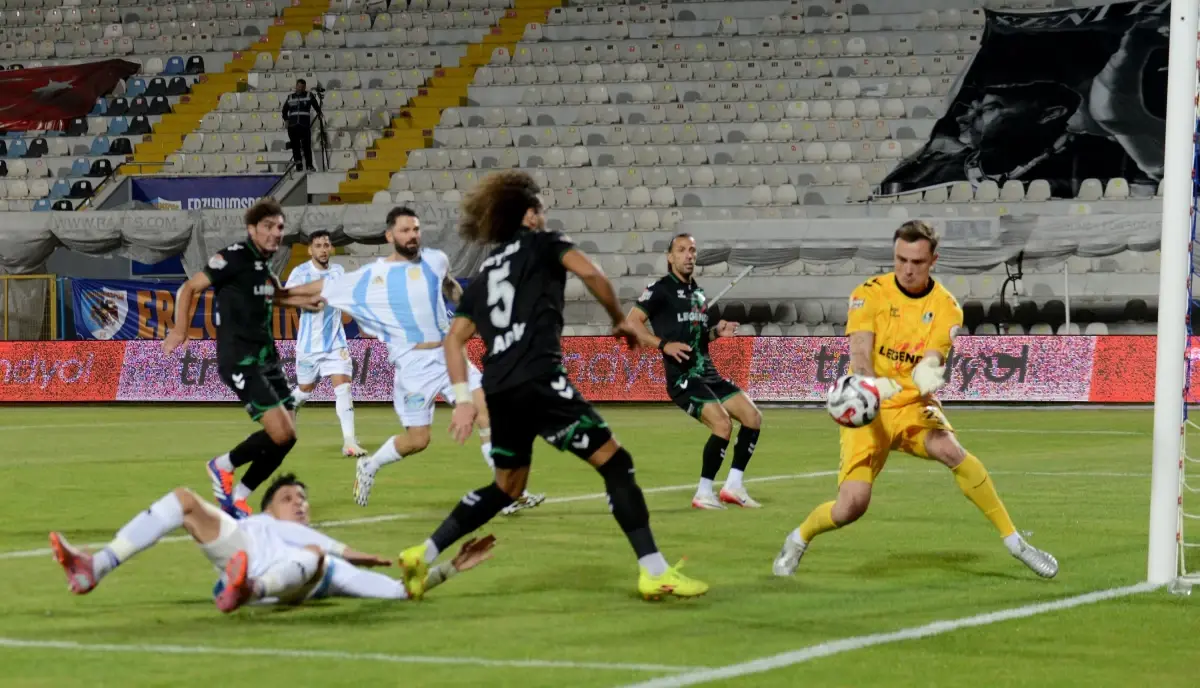 Erzurumspor ve Sakaryaspor 1-1 Berabere