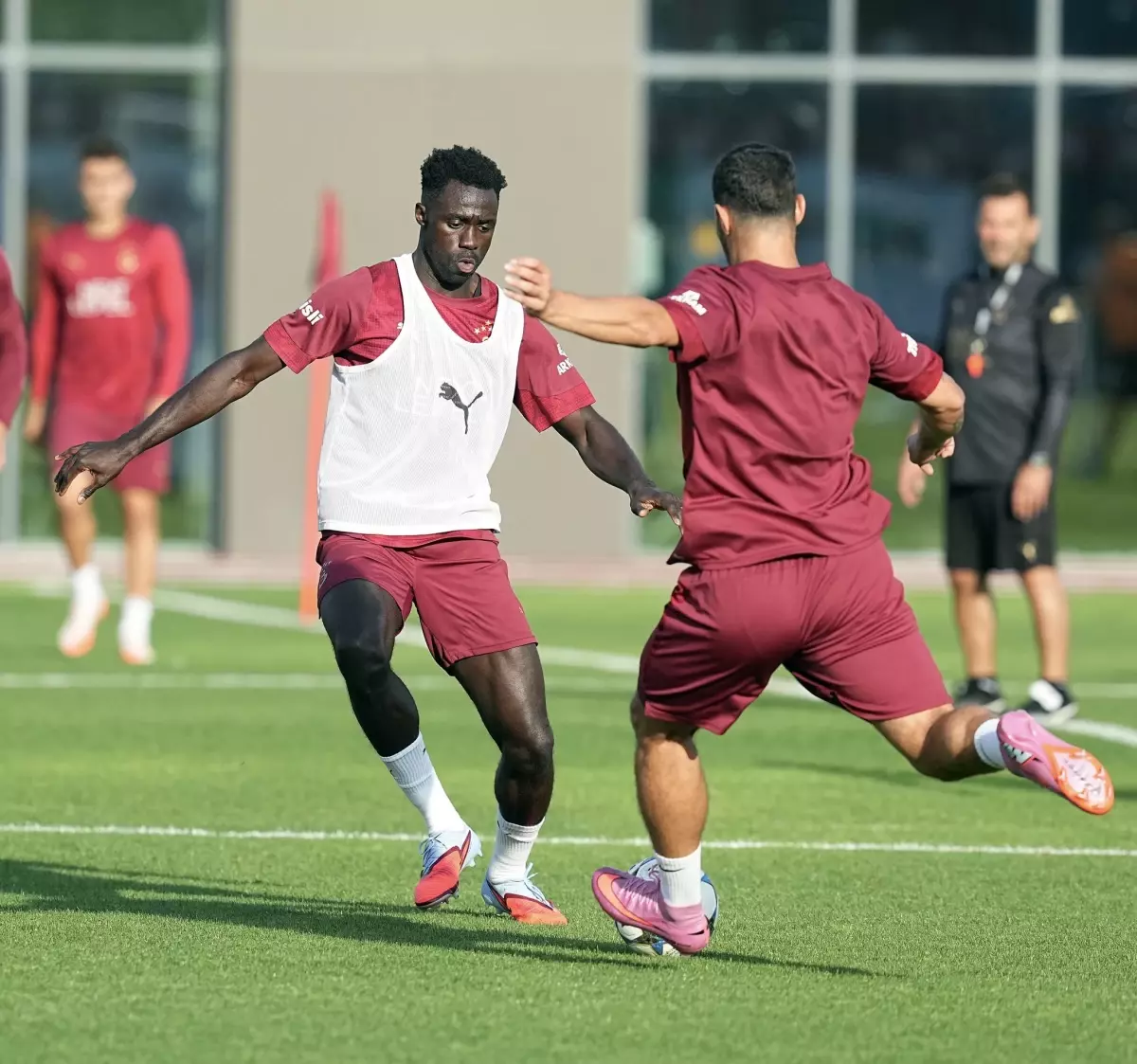 Galatasaray Frankfurt Maçına Hazırlanıyor