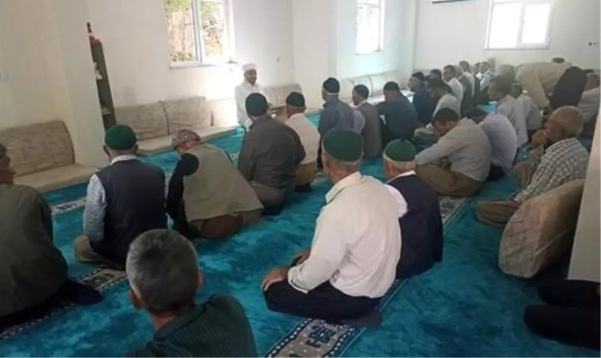 Müftü Okuş, Taşbaşı'nda Peygamberimiz'i Anarken Aile Değerlerine Dikkat Çekti