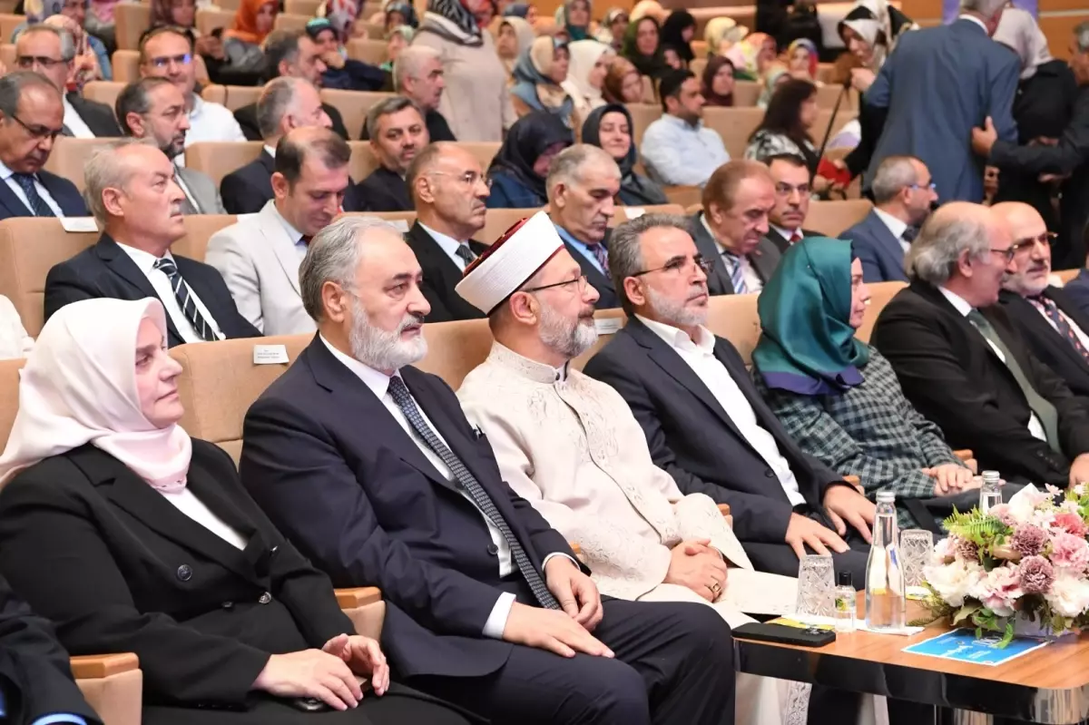 Diyanet'ten Aşırılıklara Karşı Eğitim Vurgusu