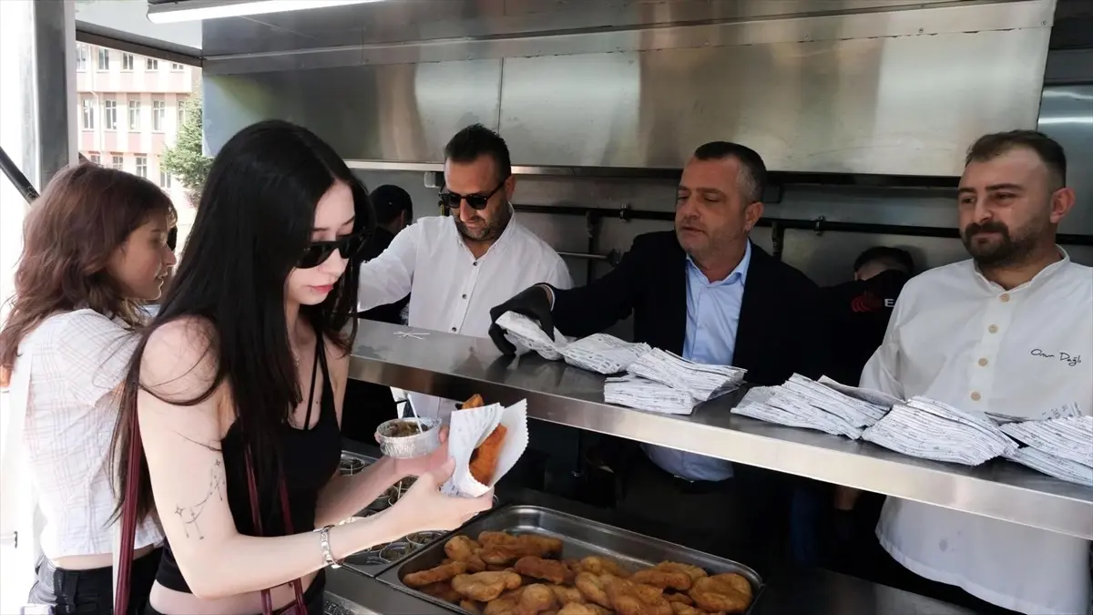 Edirne'den Öğrencilere Hoş Geldin İkramı