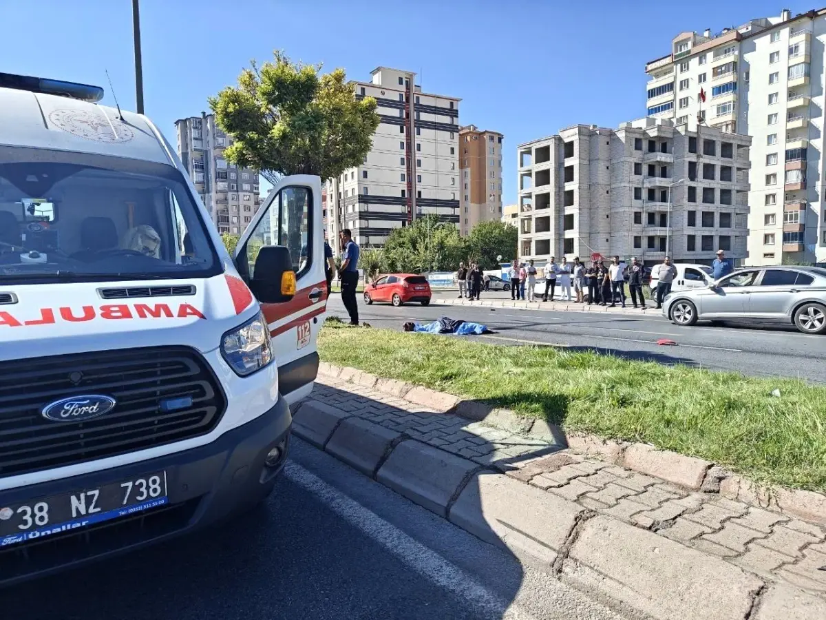 Kayseri'de Trafik Kazası: Motosiklet Sürücüsü Hayatını Kaybetti