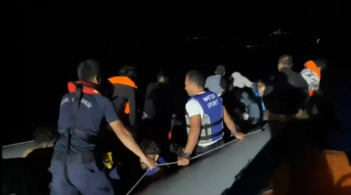 Ayvacık'ta 43 Düzensiz Göçmen Yakalandı