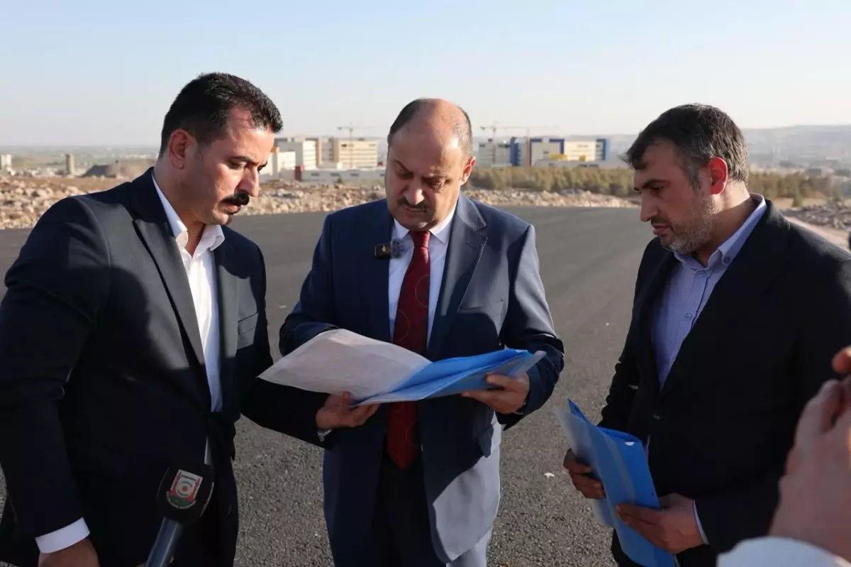 Başkan Gülpınar, Şanlıurfa Şehir Hastanesi Yolunda Direksiyona Geçti ve Kaliteyi Test Etti