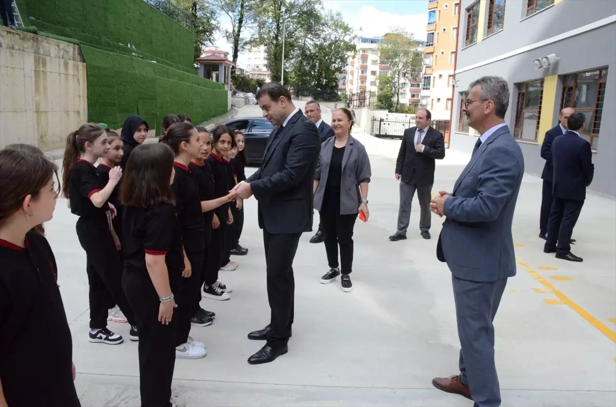 Rize'de İlköğretim Haftası Kutlandı