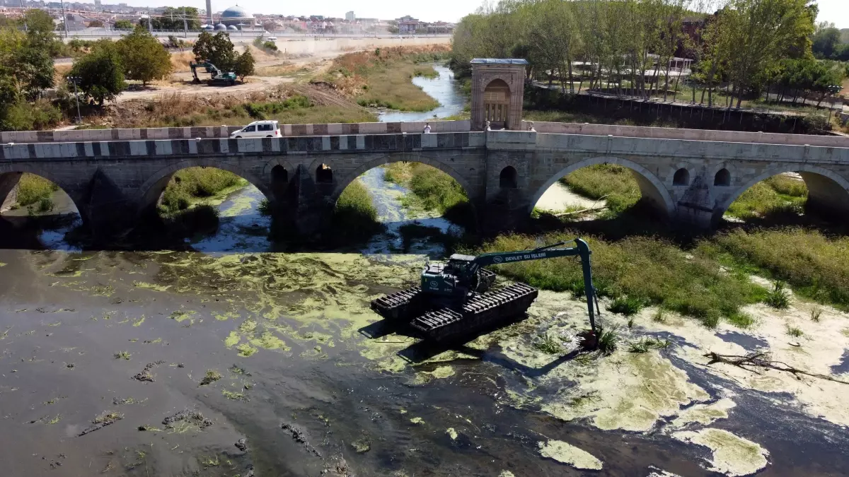 Edirne'de Tunca Nehri Temizliği