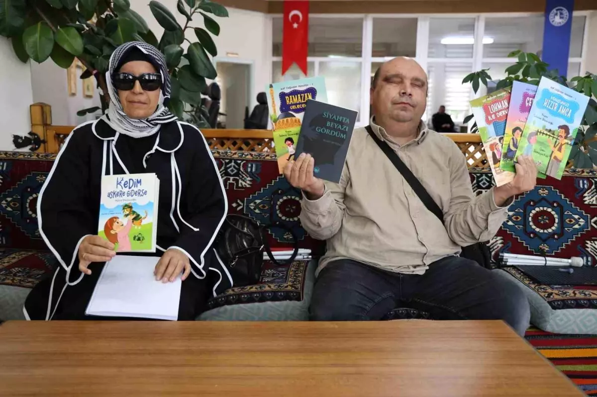 Görme Engelli Eşinden Destek, İlk Kitap Geldi