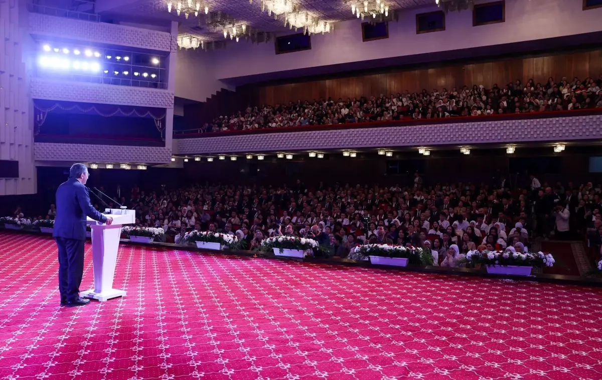 Manas Üniversitesi 30 Yaşında