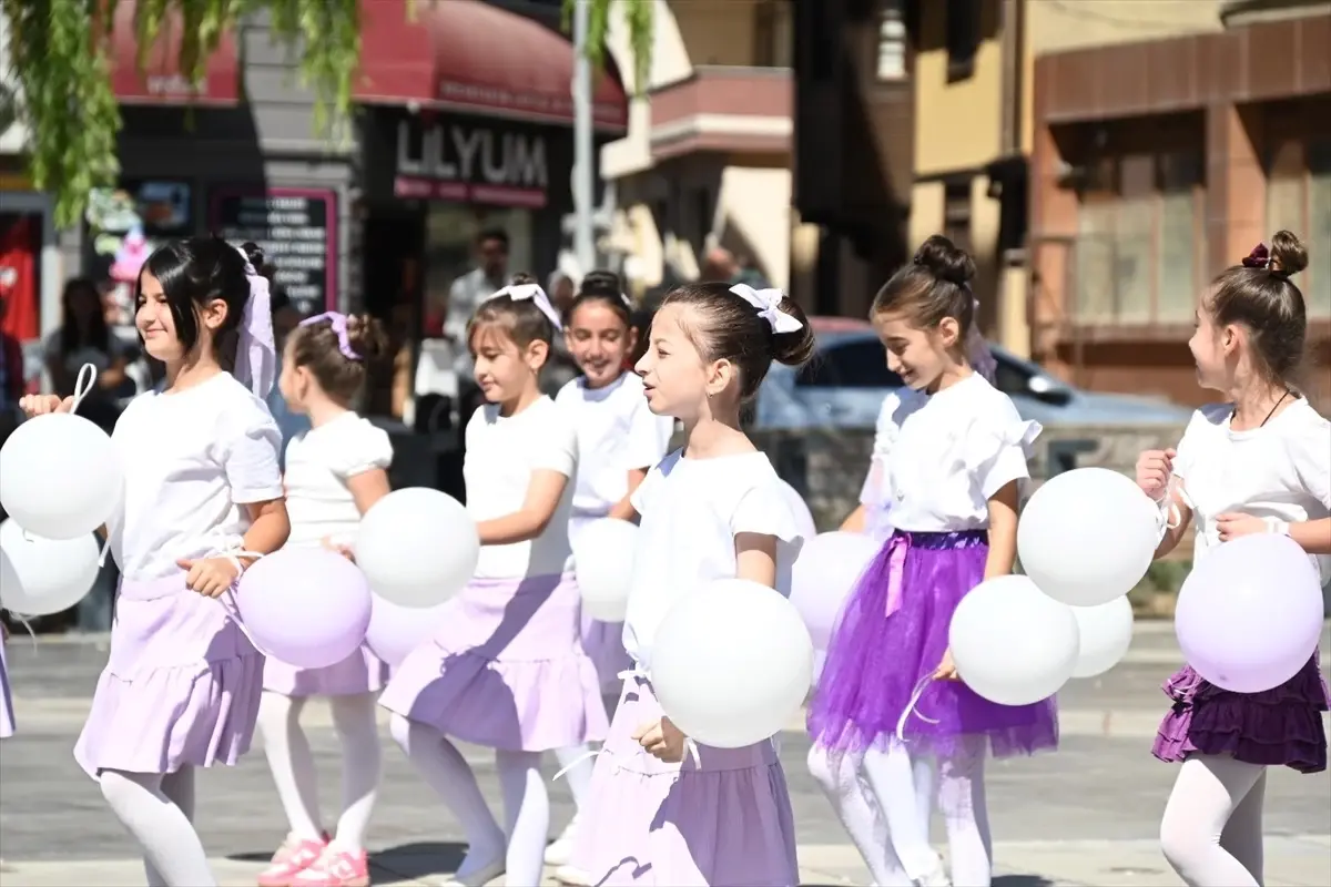 Bozüyük'te İlköğretim Haftası Kutlandı