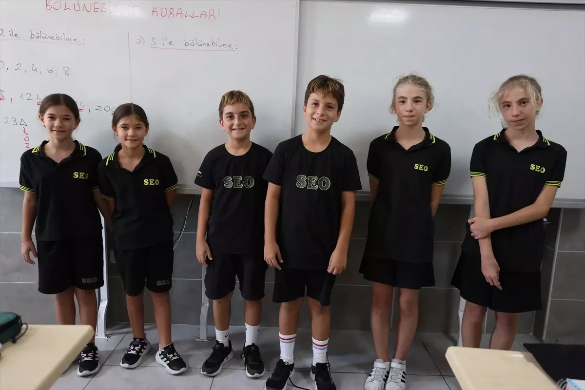 Antalya'da İkizler Sınıfı