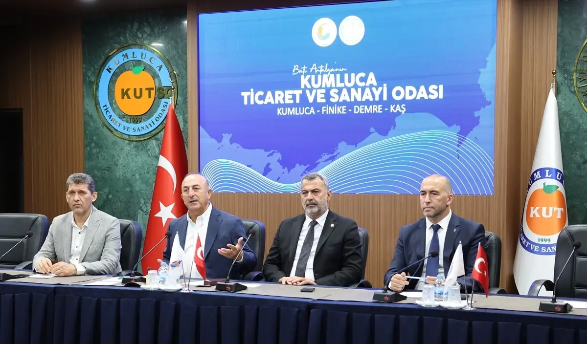 Çavuşoğlu Kumluca'da Hizmetleri Anlattı
