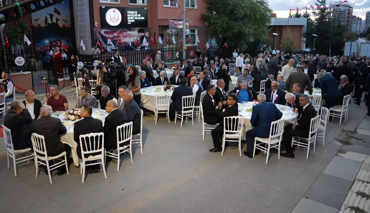 Ankara'da 19 Eylül Gaziler Günü dolayısıyla program düzenlendi