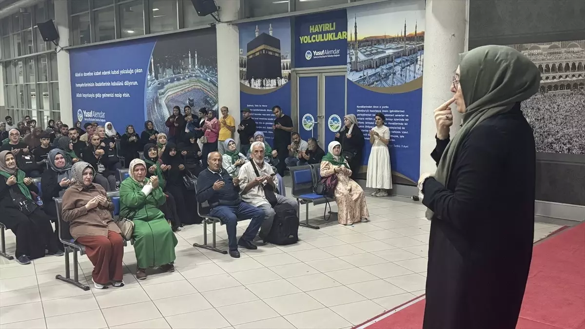 Sakarya'dan Umreye 19 İşitme Engelli