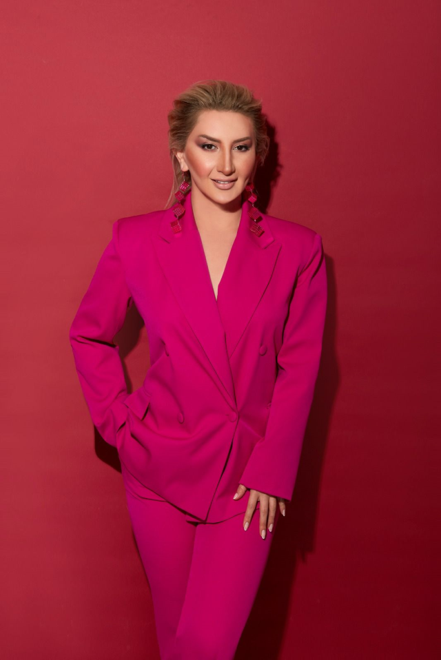 Bahar Gelir: Televizyon ve Müzik Dünyasının Sevilen İsmi