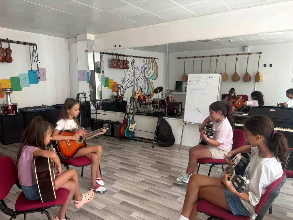 Muğla'da Müzik Eğitim Programı Başladı