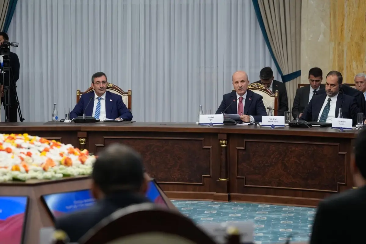 YÖK Başkanı Özvar Kırgızistan'da
