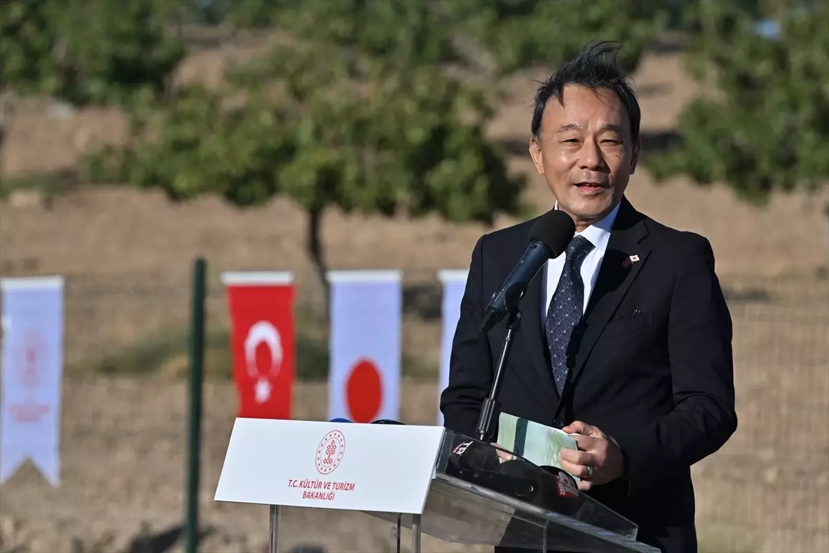 Japon Prenses Akiko Ayanlar Höyük'Te