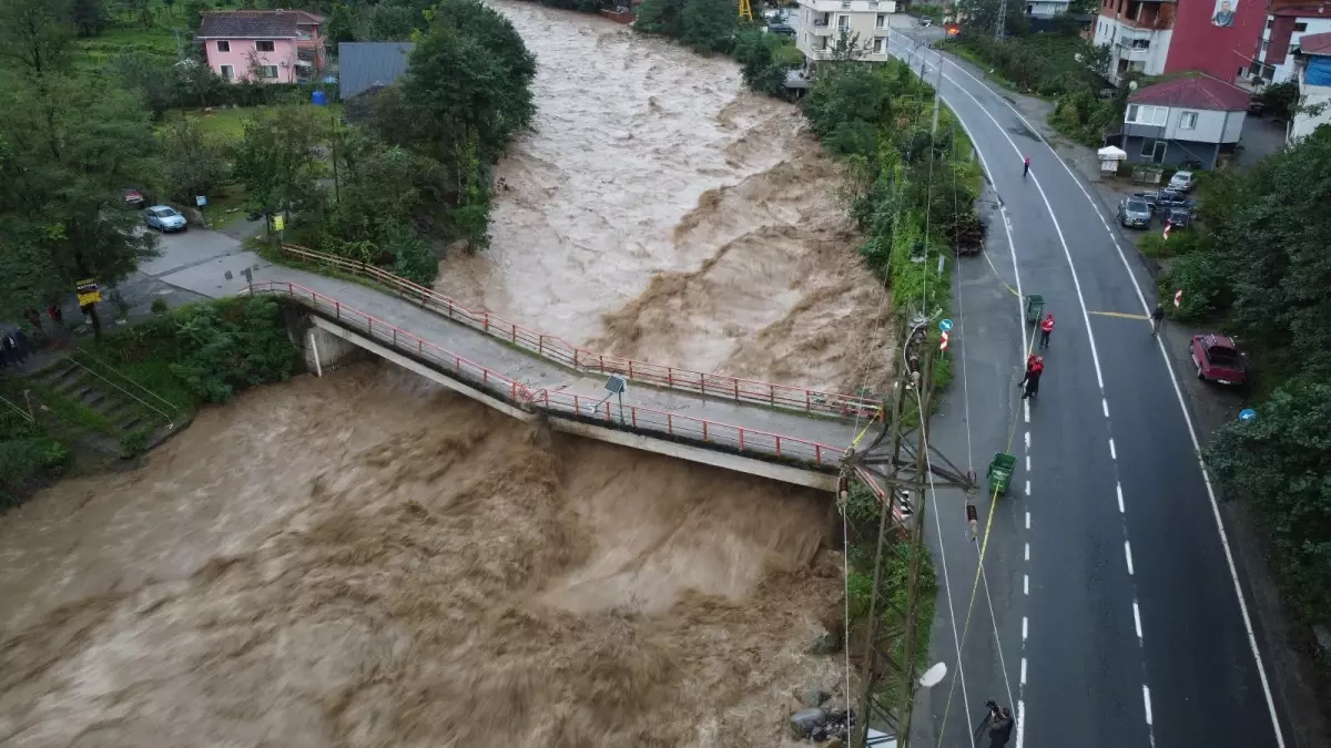 Rize ve Artvin'de Sel Felaketi