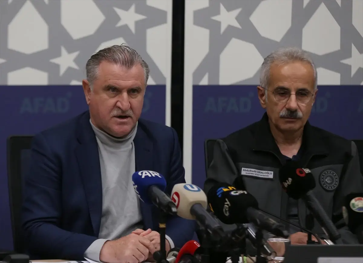 Bakanlar Uraloğlu ve Bak, Rize'de 'Koordinasyon Toplantısı'nın ardından konuştu
