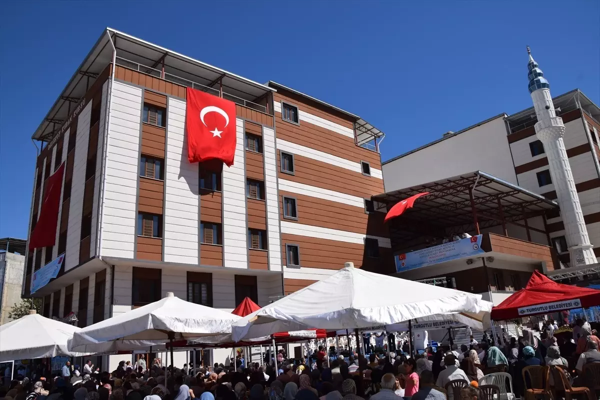 Turgutlu'da Hafızlık İcazet Töreni