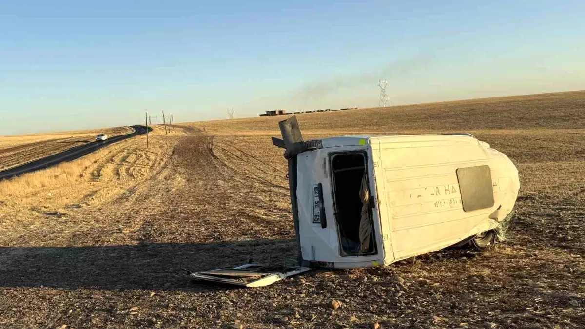 Diyarbakır'da Öğrenci Servisi Kazası: 16 Yaşındaki Kız Hayatını Kaybetti