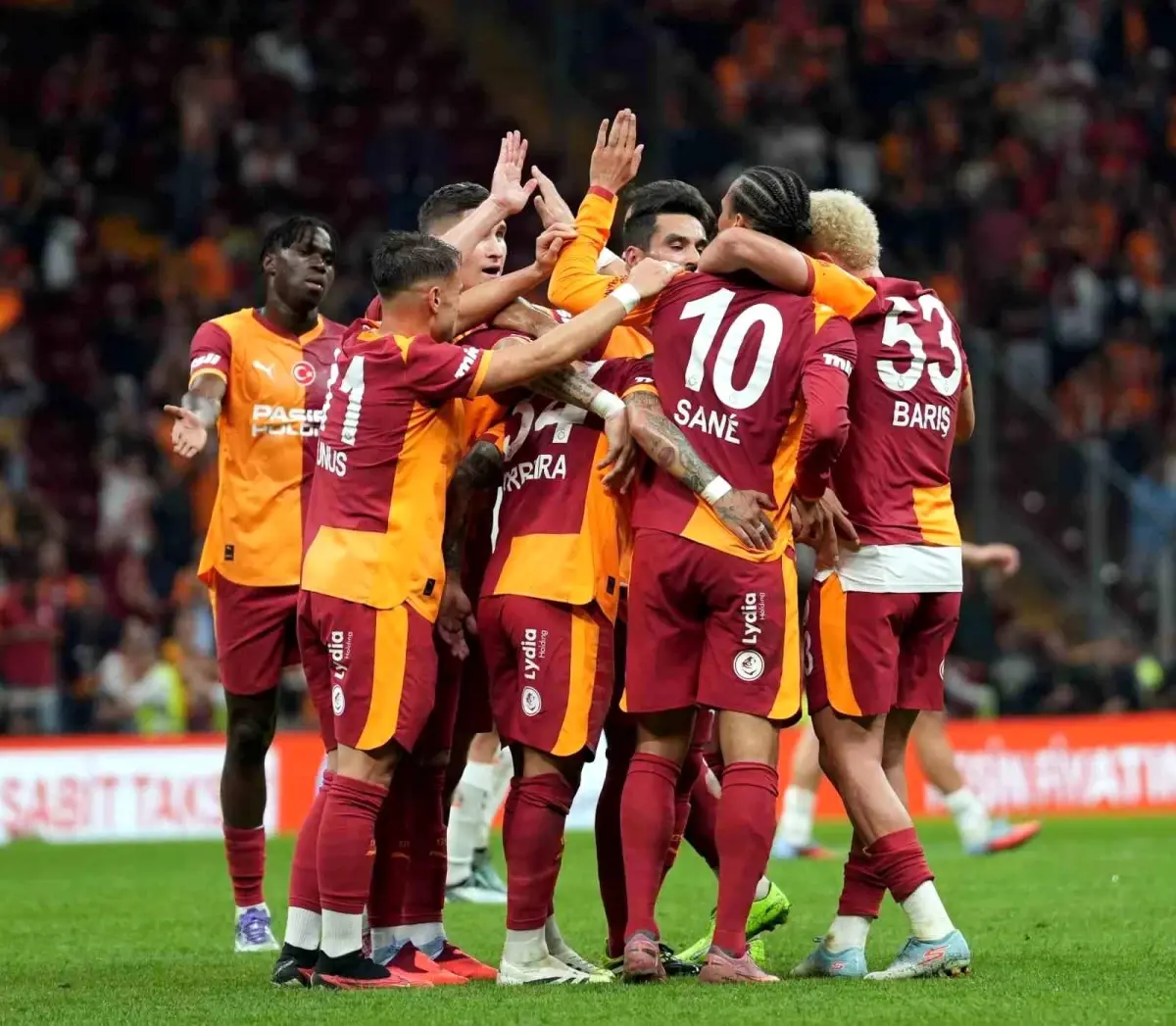 Galatasaray Evinde Yenilmiyor