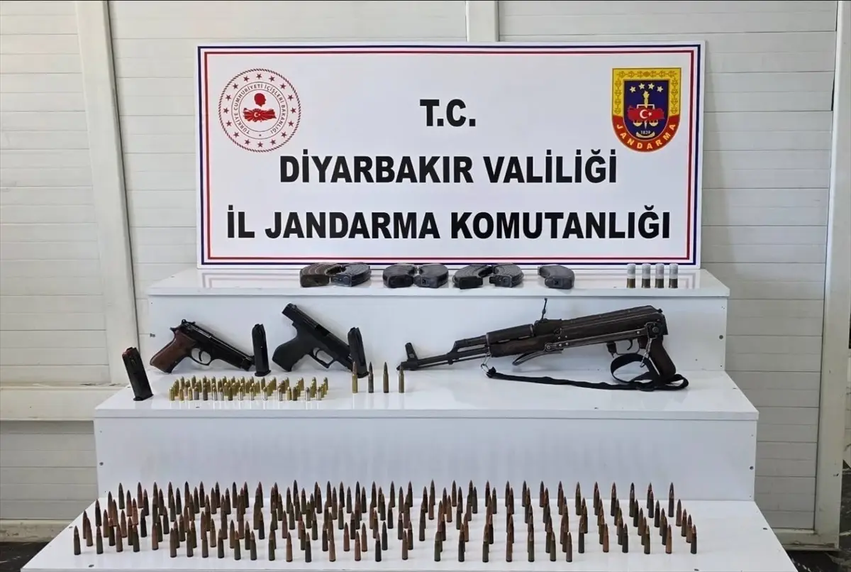 Diyarbakır'da Kaçakçılık Operasyonu: 50 Gözaltı