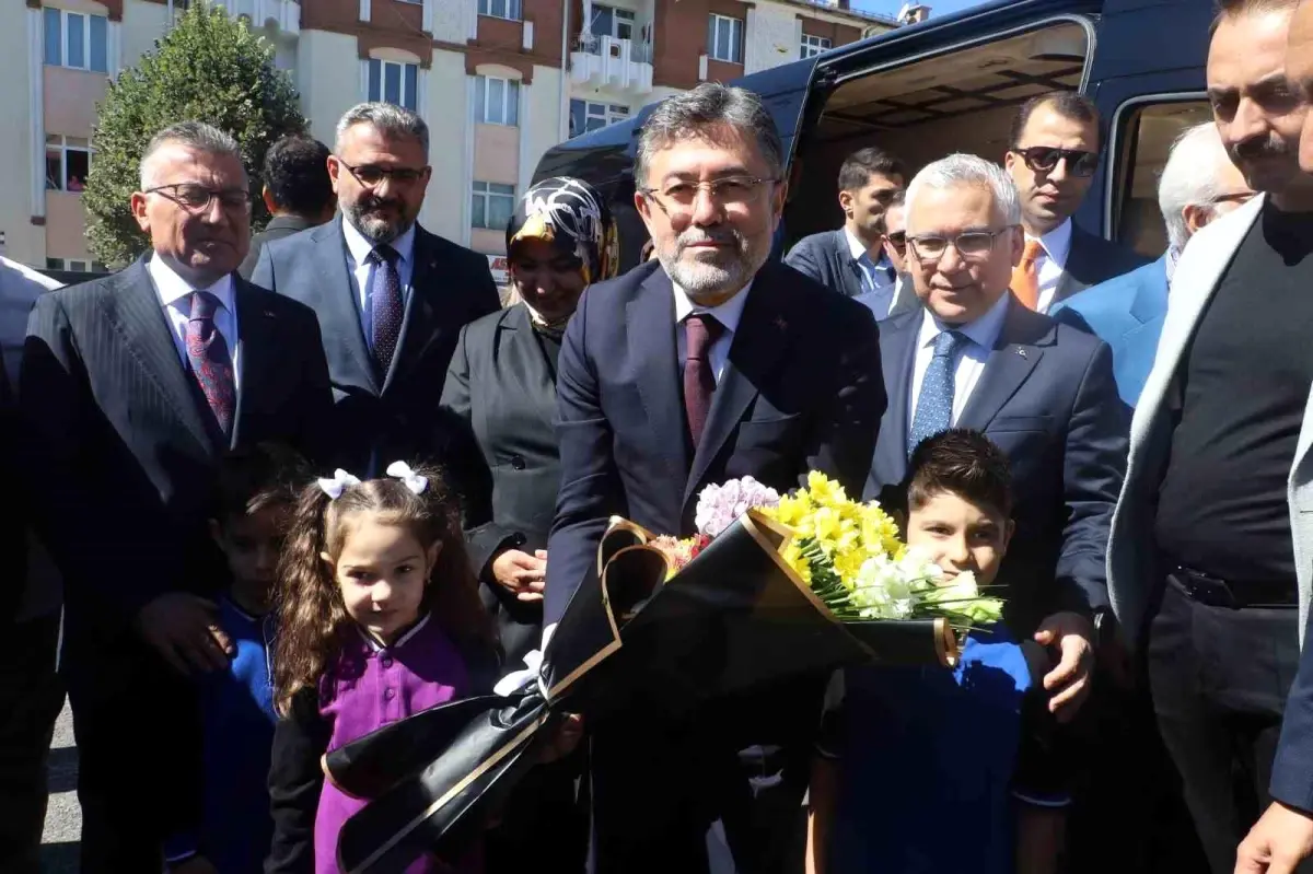 Bakan Yumaklı: Tarım ve orman olmadan gelecek yok