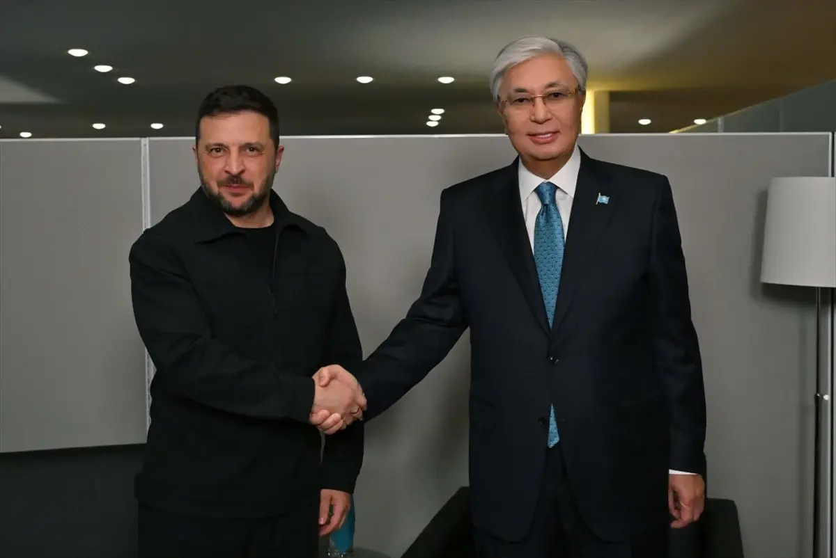 Tokayev ve Zelenskiy ABD'de Bir Araya Geldi