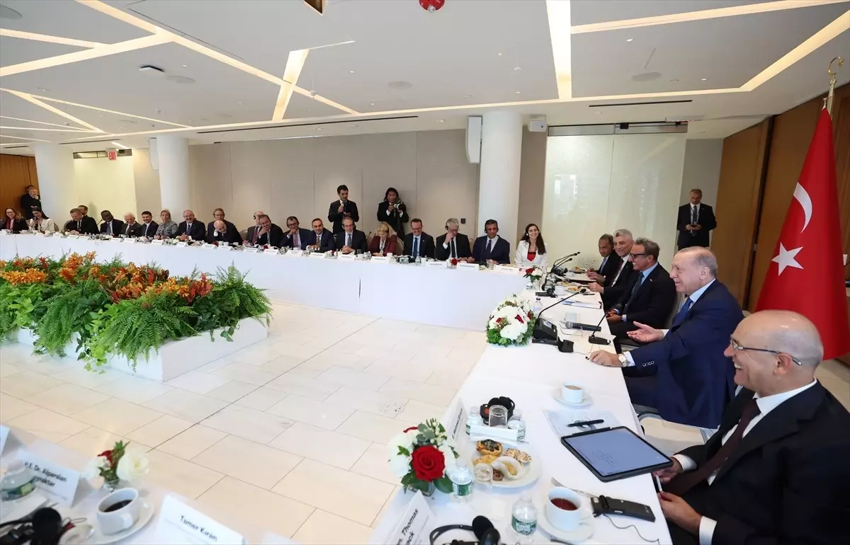Cumhurbaşkanı Erdoğan, Türkiye-ABD İş Konseyi Başkanı Ulukaya ve ABD'li üst düzey şirket yöneticileriyle görüştü