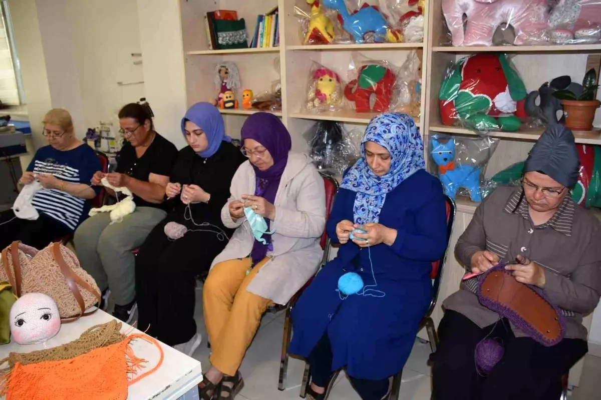 Gaziantep'te Kadınlar Amigurumi ile Ev Ekonomisine Katkı Sağlıyor
