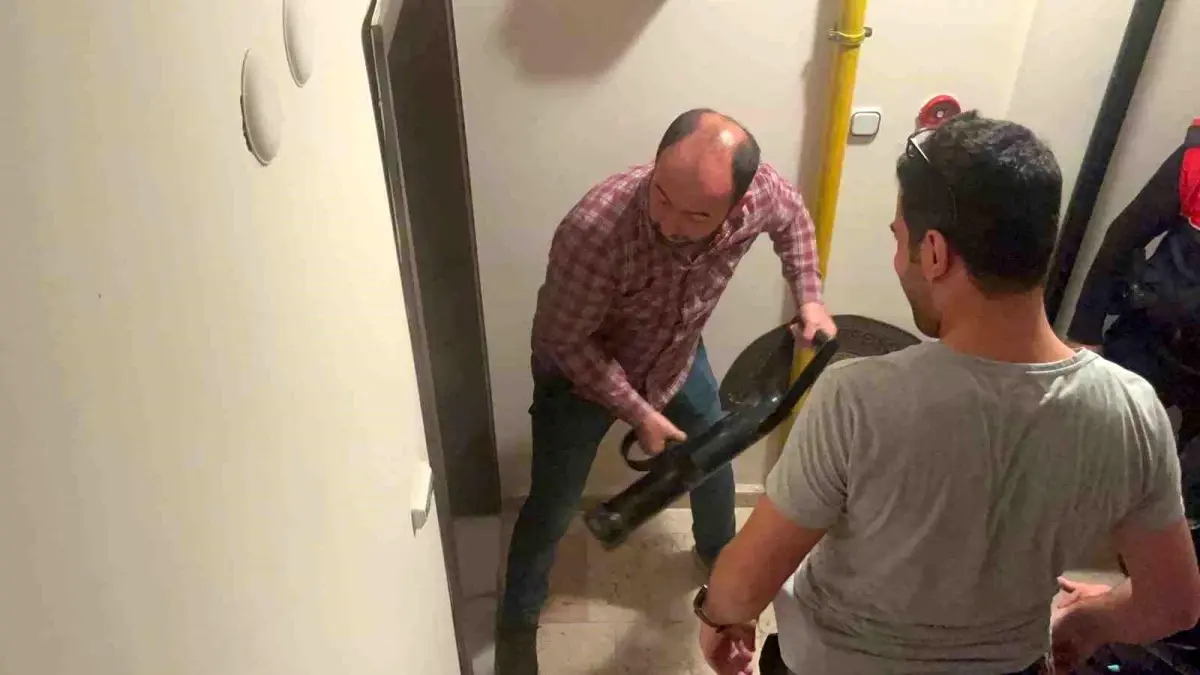 'Eski eşim bıçakladı' diyen kadının kapısı kırıldı, gerçek herkesi şaşırttı