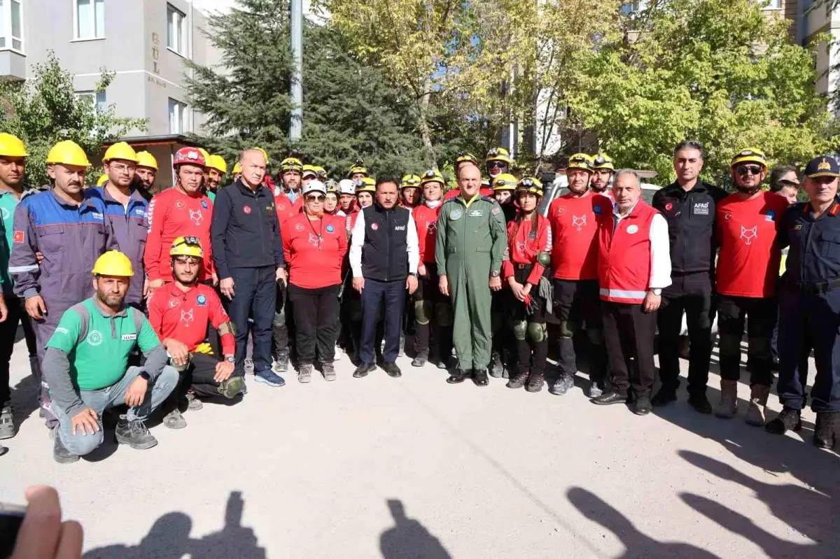 Talas Belediyesi Deprem Tatbikatında Başarıyla Koordinasyon Gösterdi