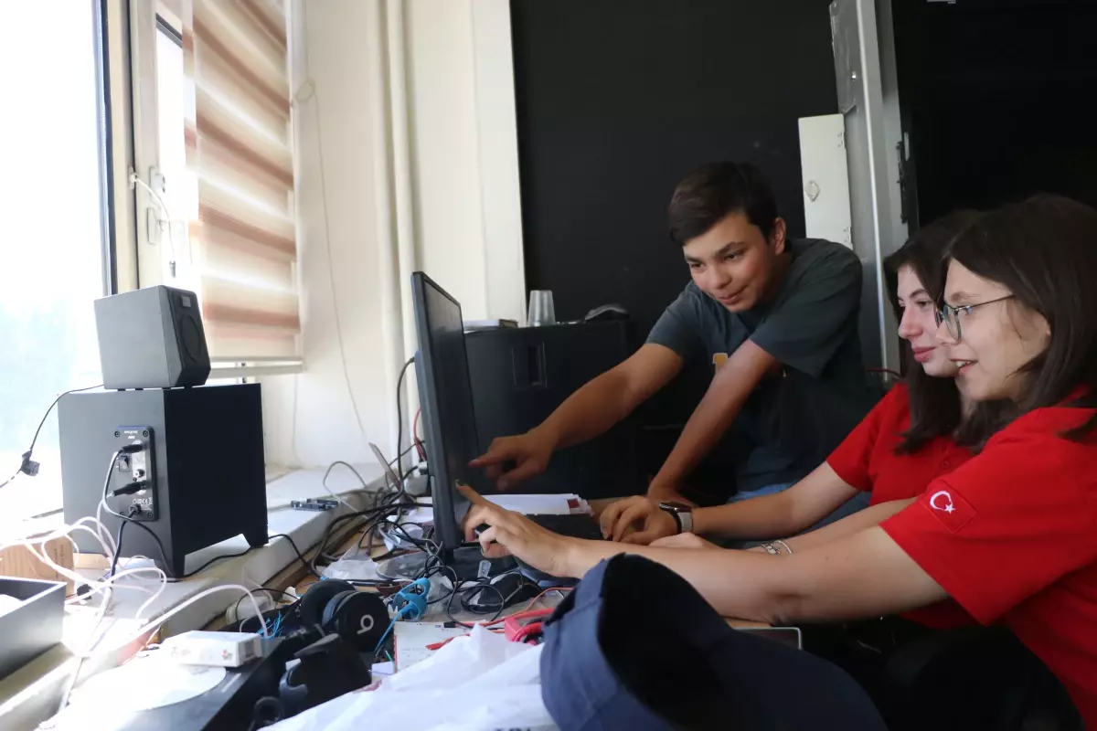 Sümer Fen Lisesi TEKNOFEST'te Birinci Oldu