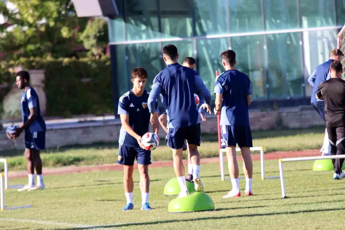 Kayserispor, Beşiktaş ile Maç İçin Hazırlanıyor