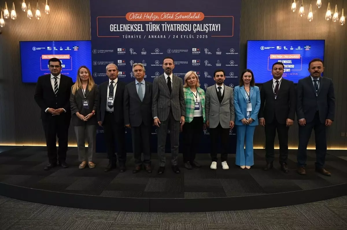 Geleneksel Türk Tiyatrosu Çalıştayı Yapıldı