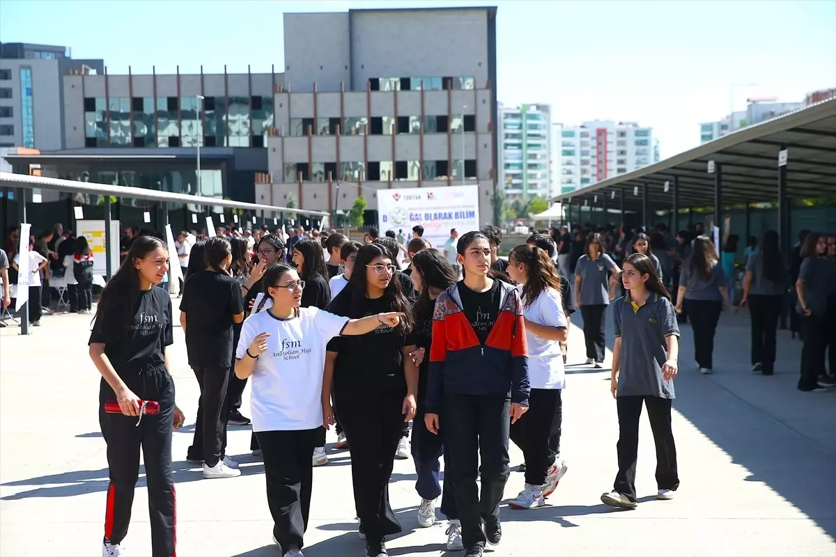 Diyarbakır'da Bilim Şenliği Başladı