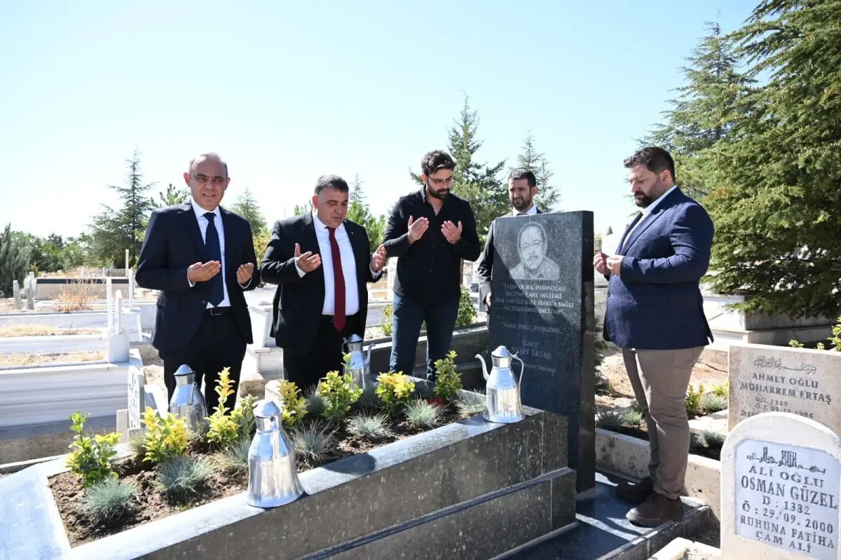 Neşet Ertaş 13. Yıl Dönümünde Anıldı