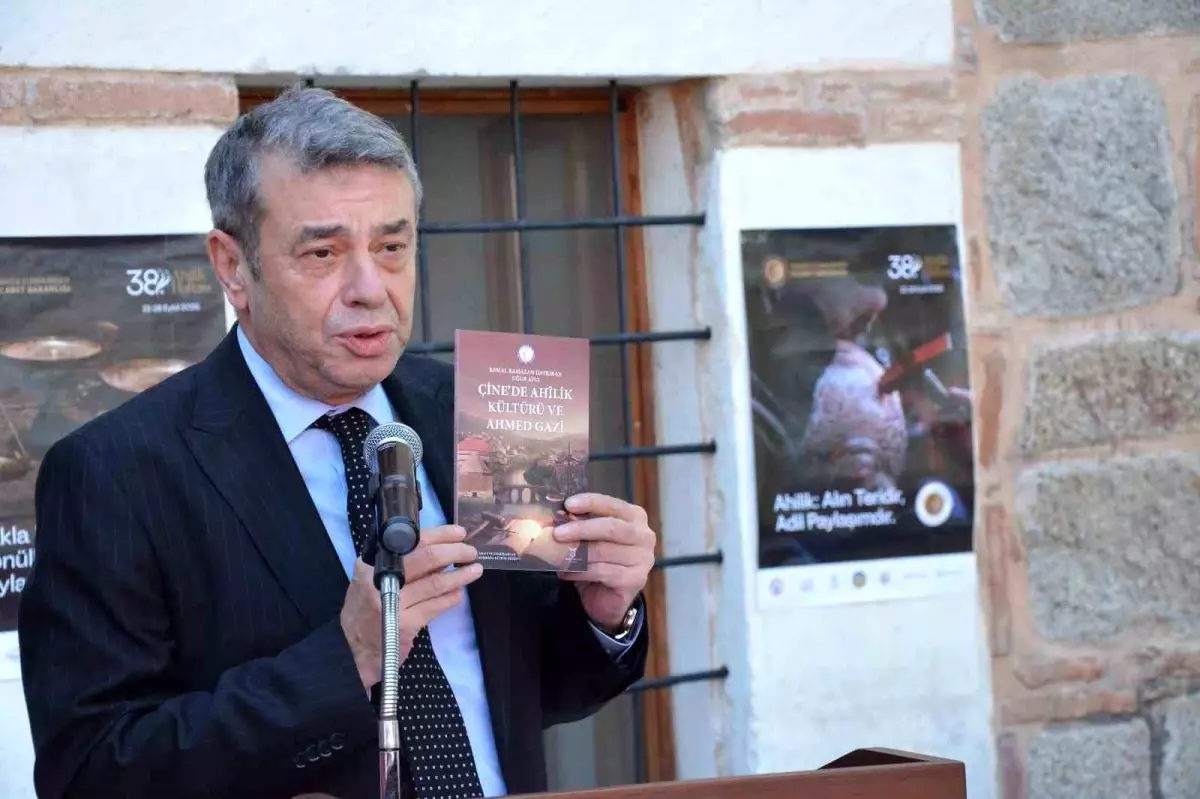 Ahilik Haftası'nda Kültürel Hediye