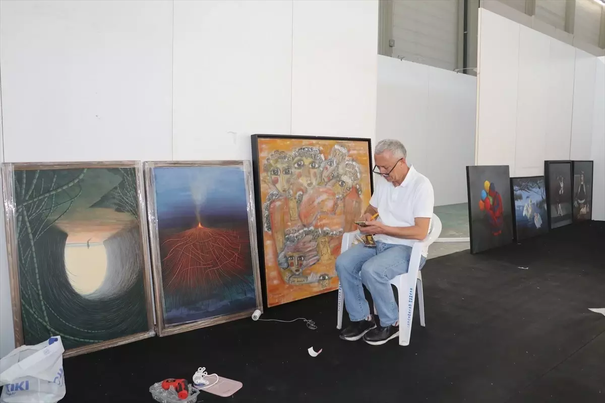 Adana Çağdaş Sanat Fuarı Başladı
