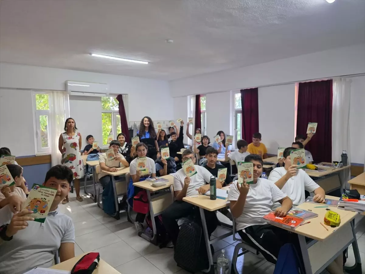 Dalaman'da Öğrencilere Güvenli Internet Eğitimi