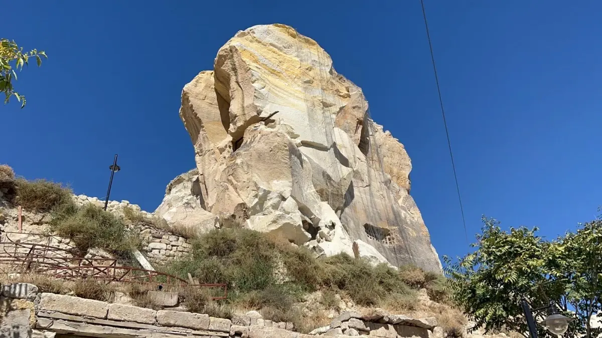 Kapadokya Peribacalarındaki Yıkımlar Endişe Verici