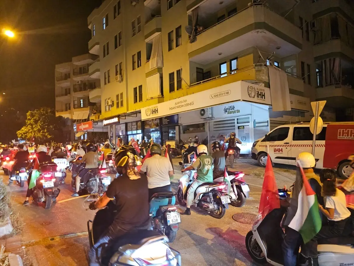 Alanya'da Gazze'ye Destek Motosiklet Konvoyu